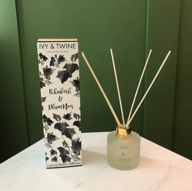 Rhubarb & Plum Noir Reed Diffuser