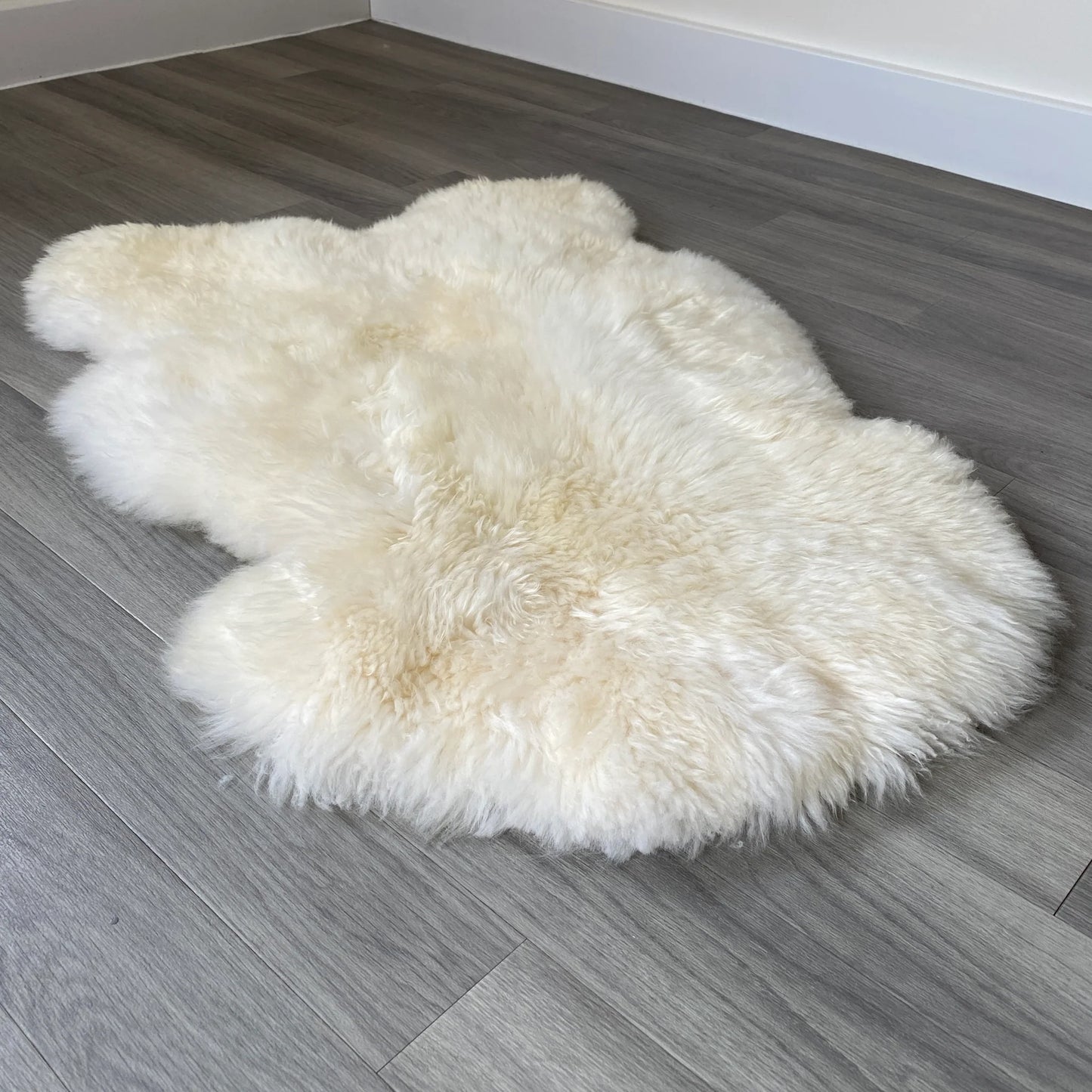 Single Natural Sheepskin Rug 100-110cm