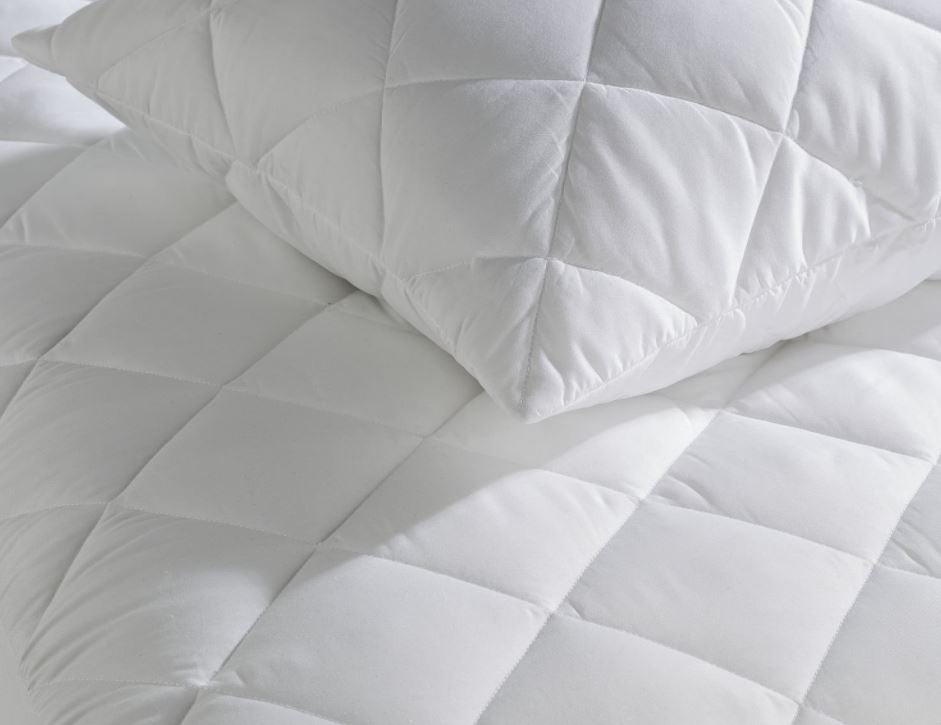 DreamEasy Luxury Quilted Cotton Mattress Protector (Size Options Available)