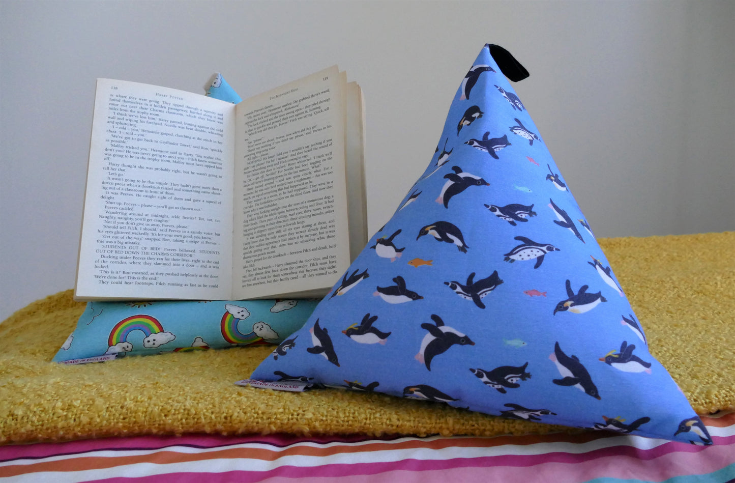 PADi Pillow - Swimming Penguins